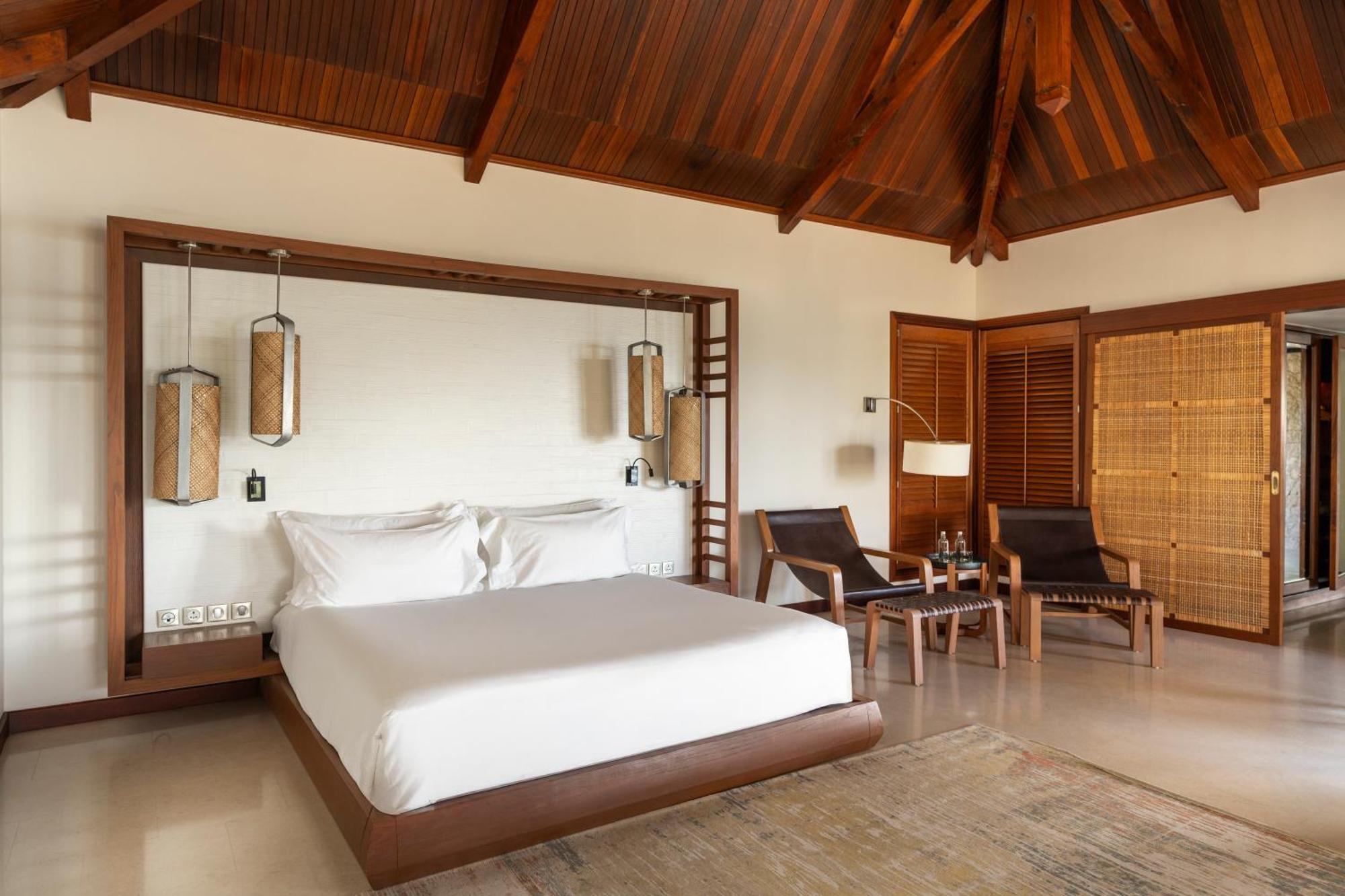 ホテル コンスタンス レムリア グラン・アンス エクステリア 写真 A bedroom at the resort