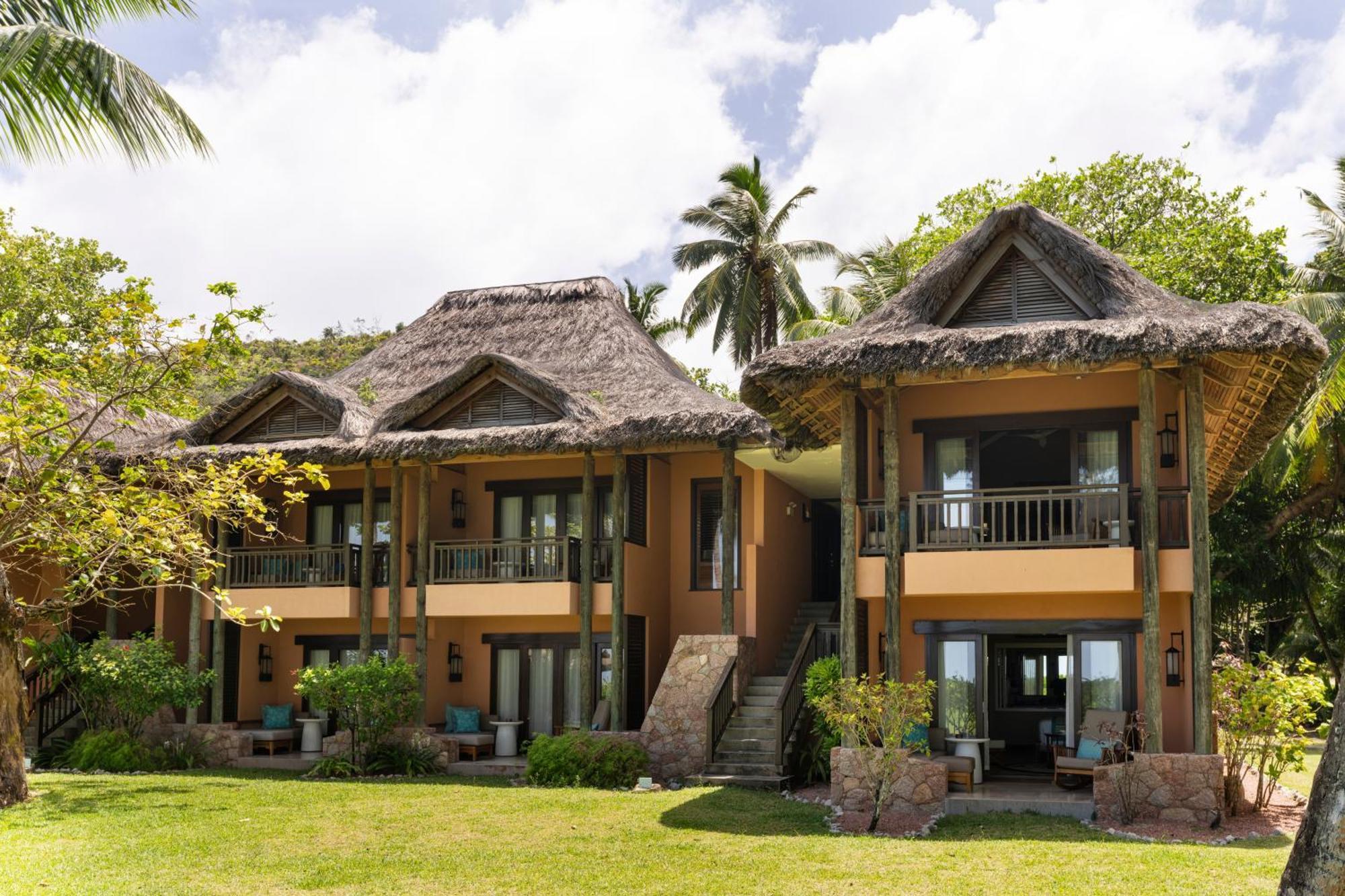 ホテル コンスタンス レムリア グラン・アンス エクステリア 写真 Beachfront Villas